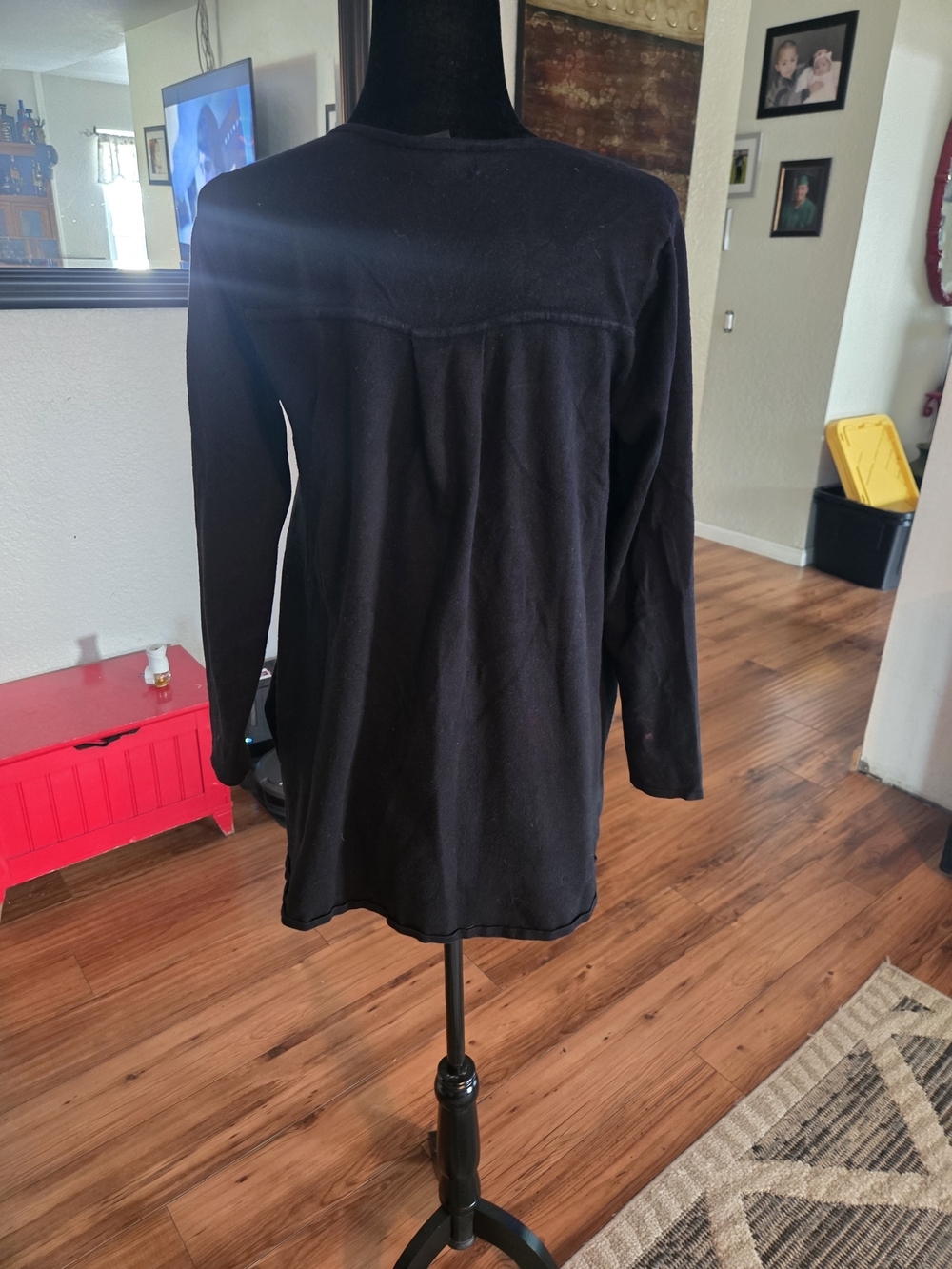 Grace Black Long-Sleeve Crewneck Top - Picture 2 of 2